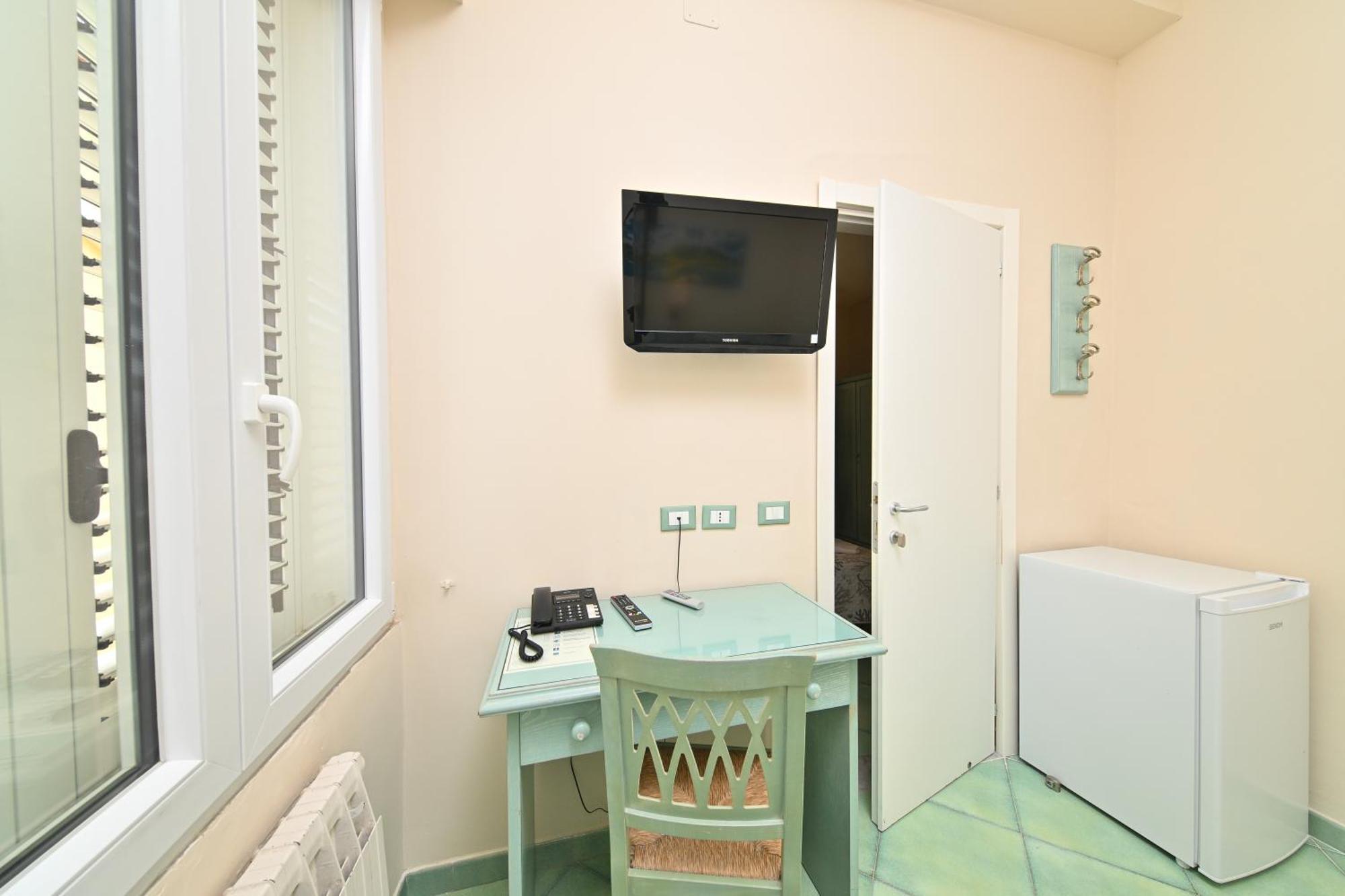Albergo Atlantic Ischia Exterior foto